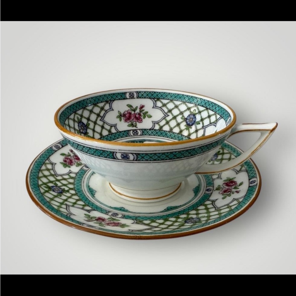 Minton "Queens Trellis" Demitasse Cup & Saucer | Green Band & Pink Roses
